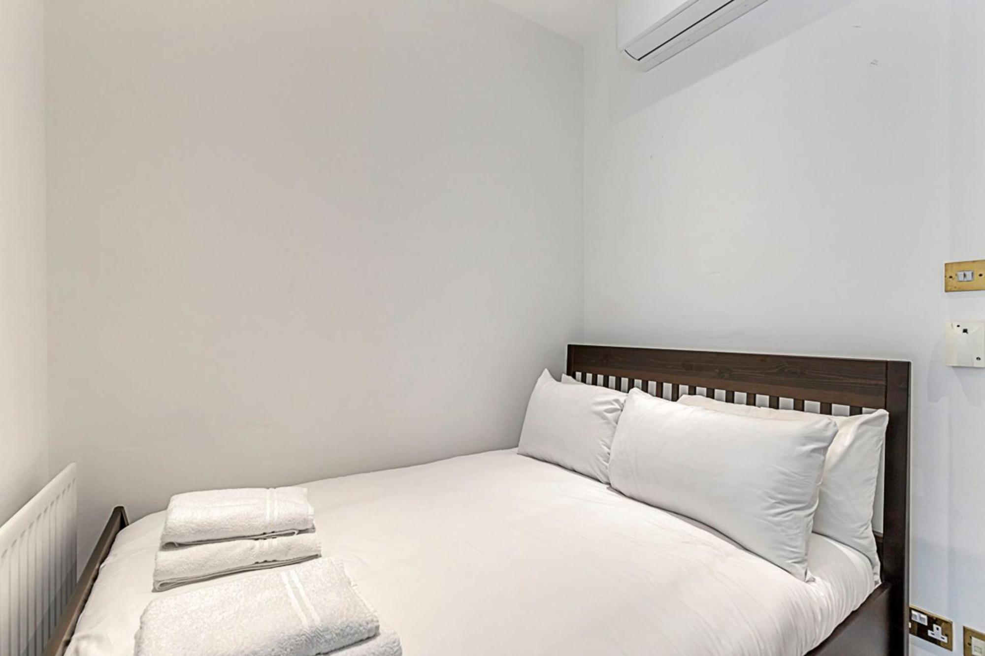A One-bedroom Situated In Apartment *