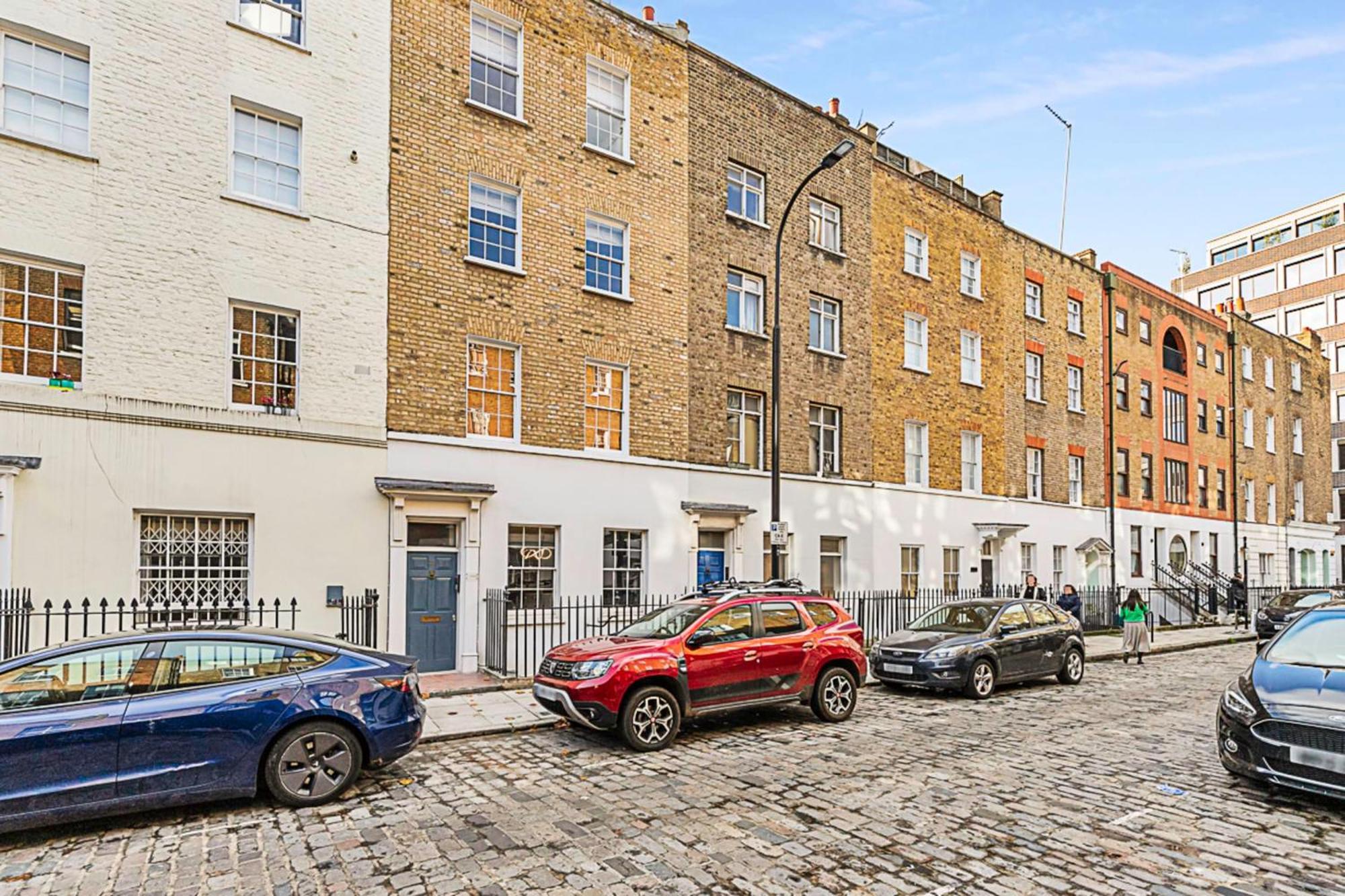 Apartment A One-bedroom Situated In London
