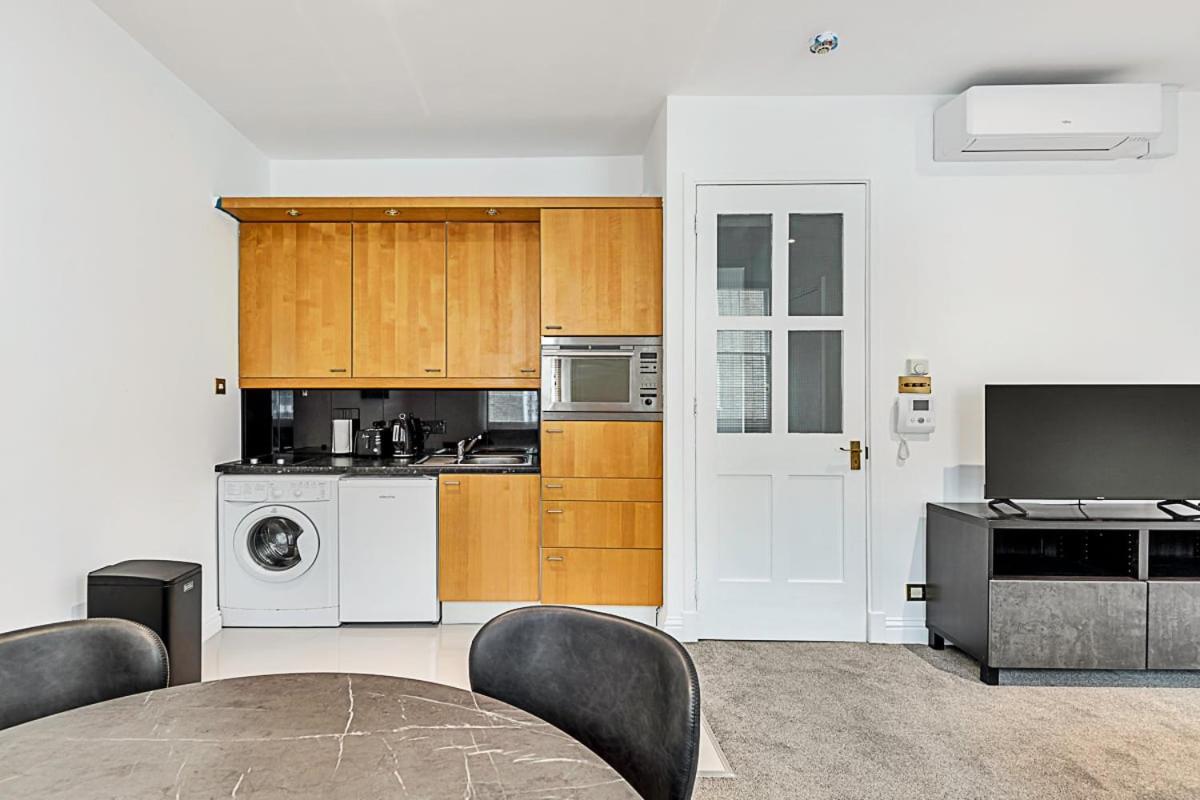 Apartment A One-bedroom Situated In